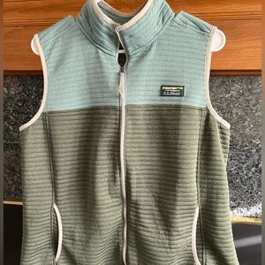 LL Bean Zip Up Vest